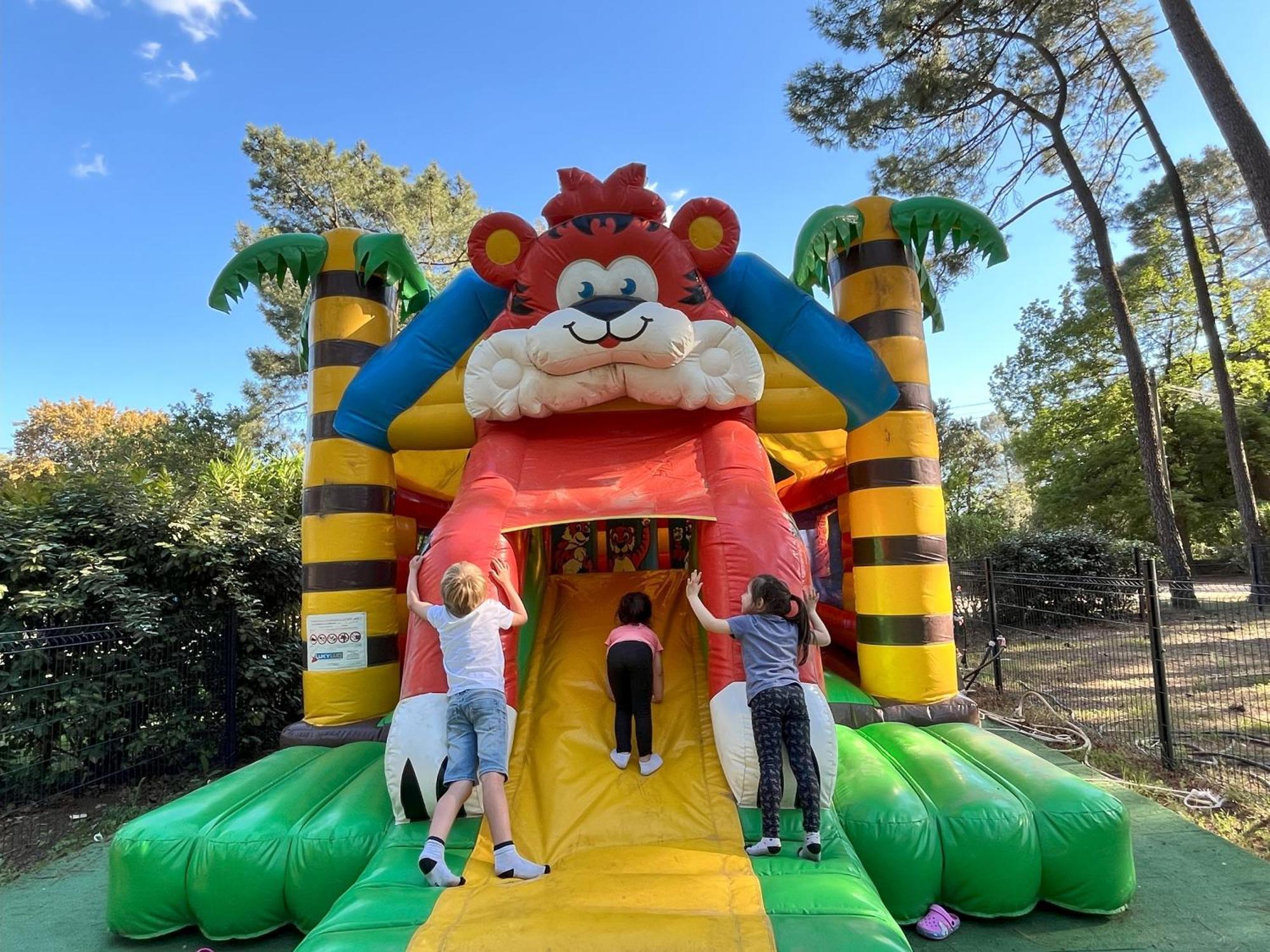 Camping La Simioune En Provence Bollène Εξωτερικό φωτογραφία