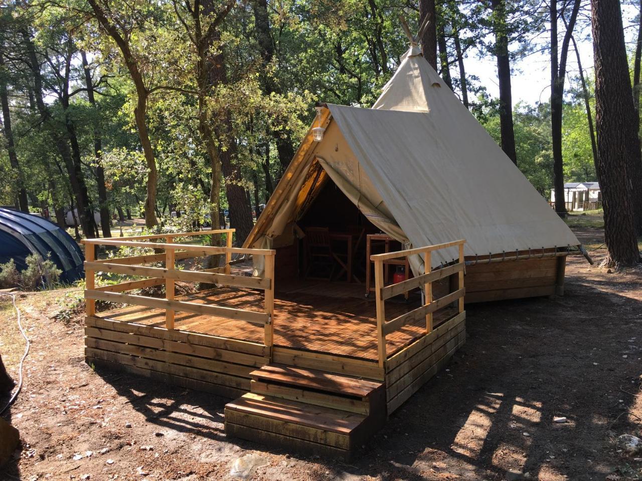 Camping La Simioune En Provence Bollène Εξωτερικό φωτογραφία